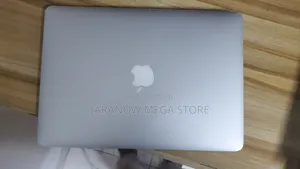 Laptop Apple MacBook Air 4GB Intel Core i5 SSD 256GB