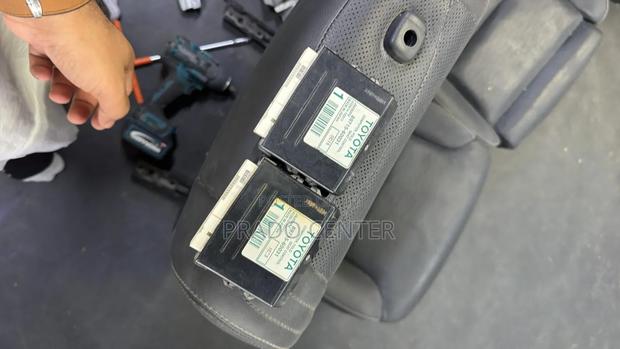Prado 150 Rear Seat Computers at - thumbnail 2