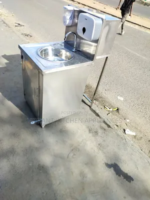 Complete Stainless‐Steel Handwashing Sink – Soap + Serviette Holder