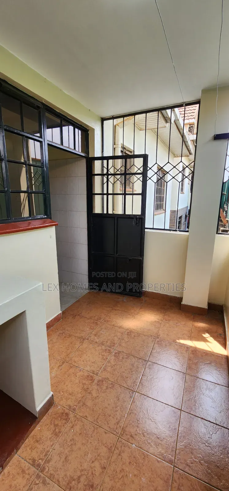 3bdrm Apartment in Roysambu for rent