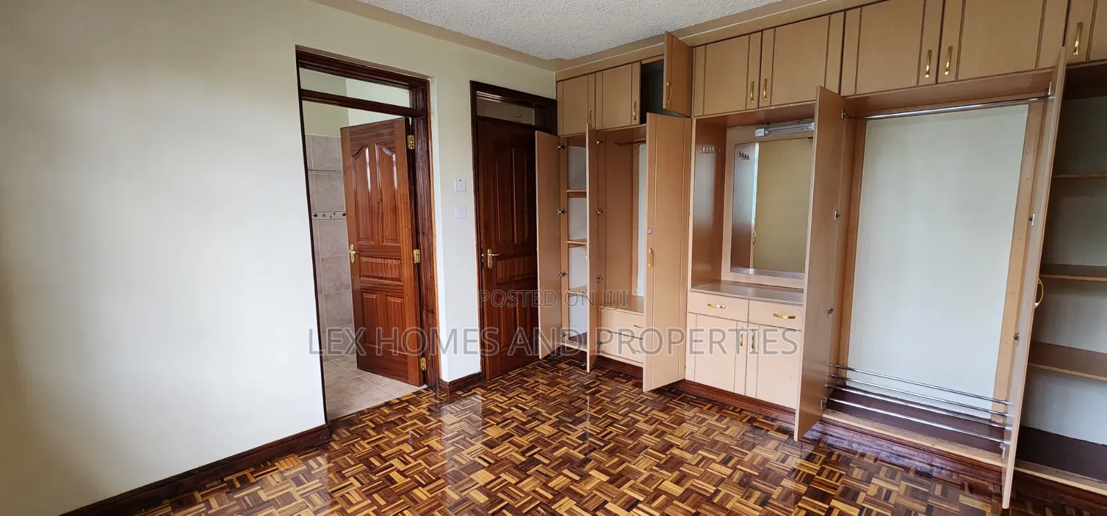 3bdrm Apartment in Roysambu for rent