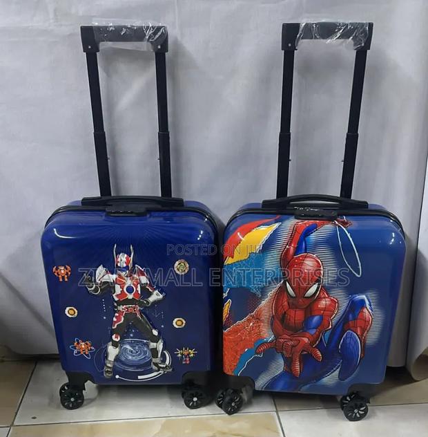 Kids’ Hard-Shell Suitcase Design, Lightweight - thumbnail 2