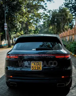 Porsche Cayenne Base AWD 2019 Black