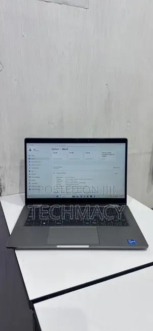 Laptop Dell Latitude 5320 8GB Intel Core i5 SSD 256GB