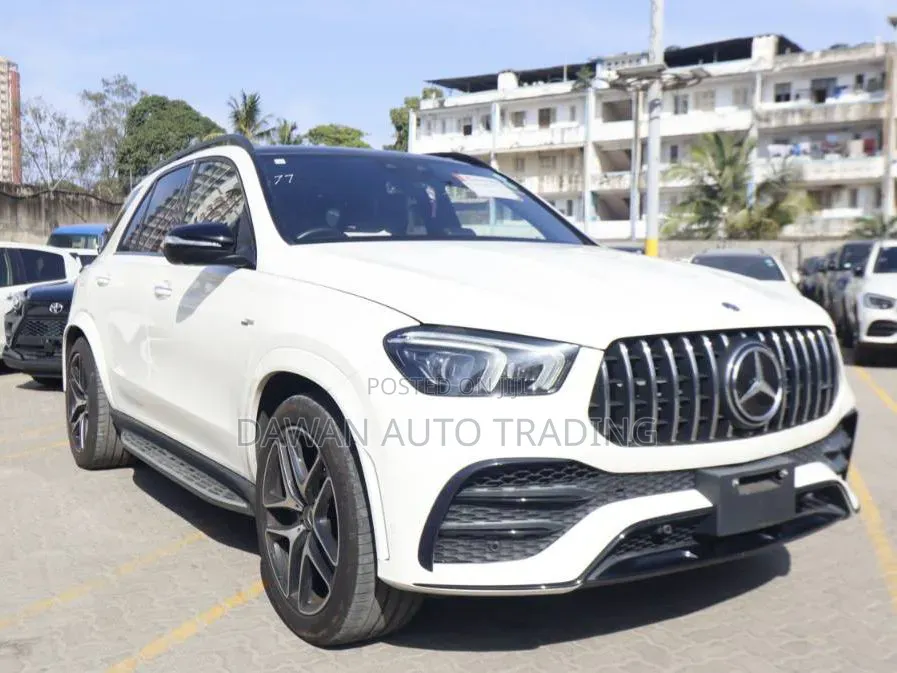 Mercedes-Benz GLE-Class 2021 White