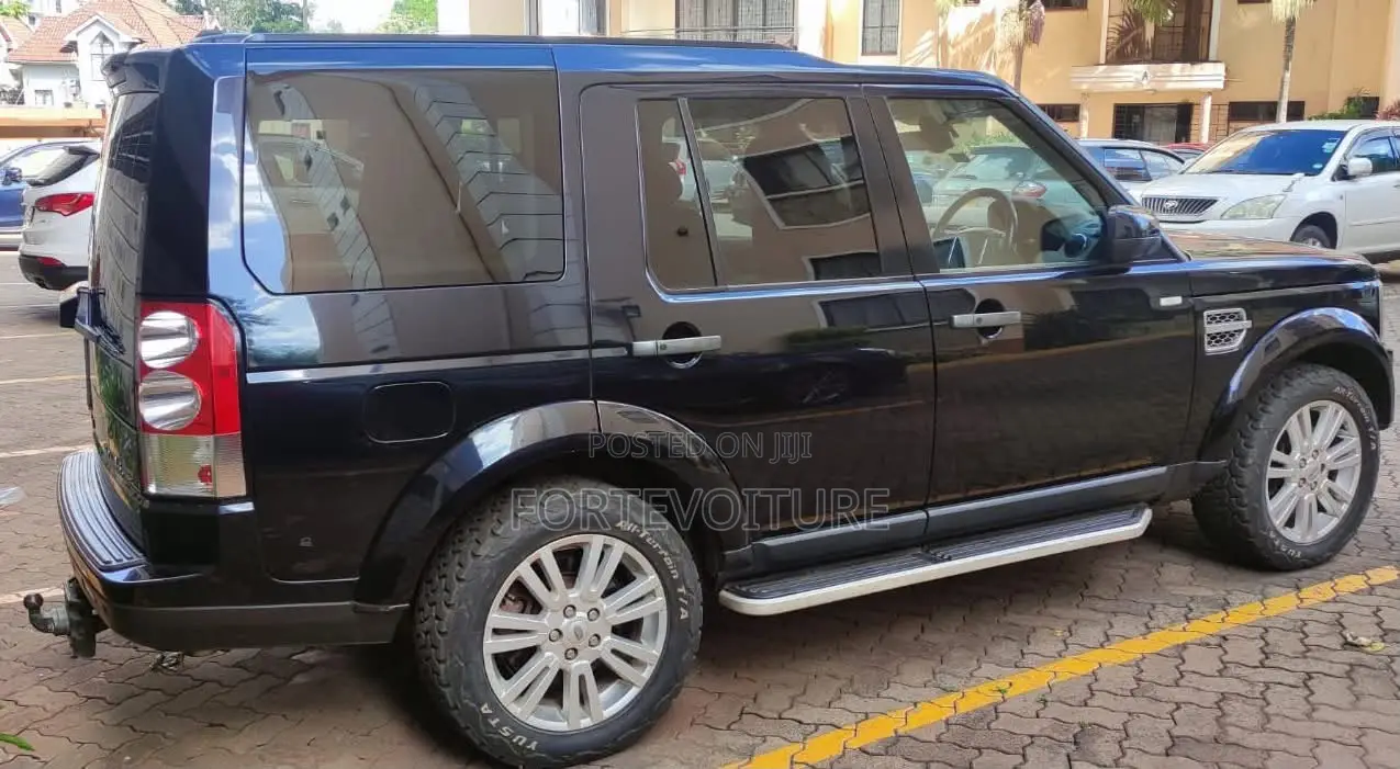 Land Rover Discovery 2010 Black