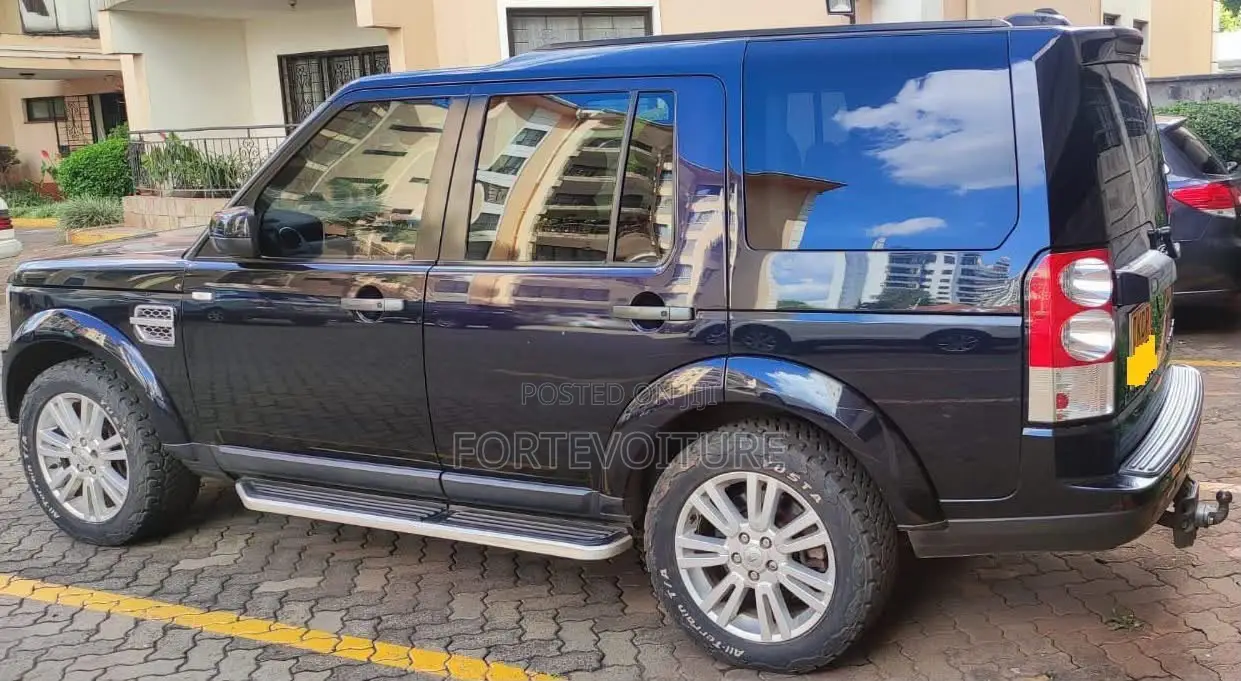 Land Rover Discovery 2010 Black