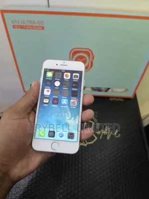 Apple iPhone 8 64 GB White