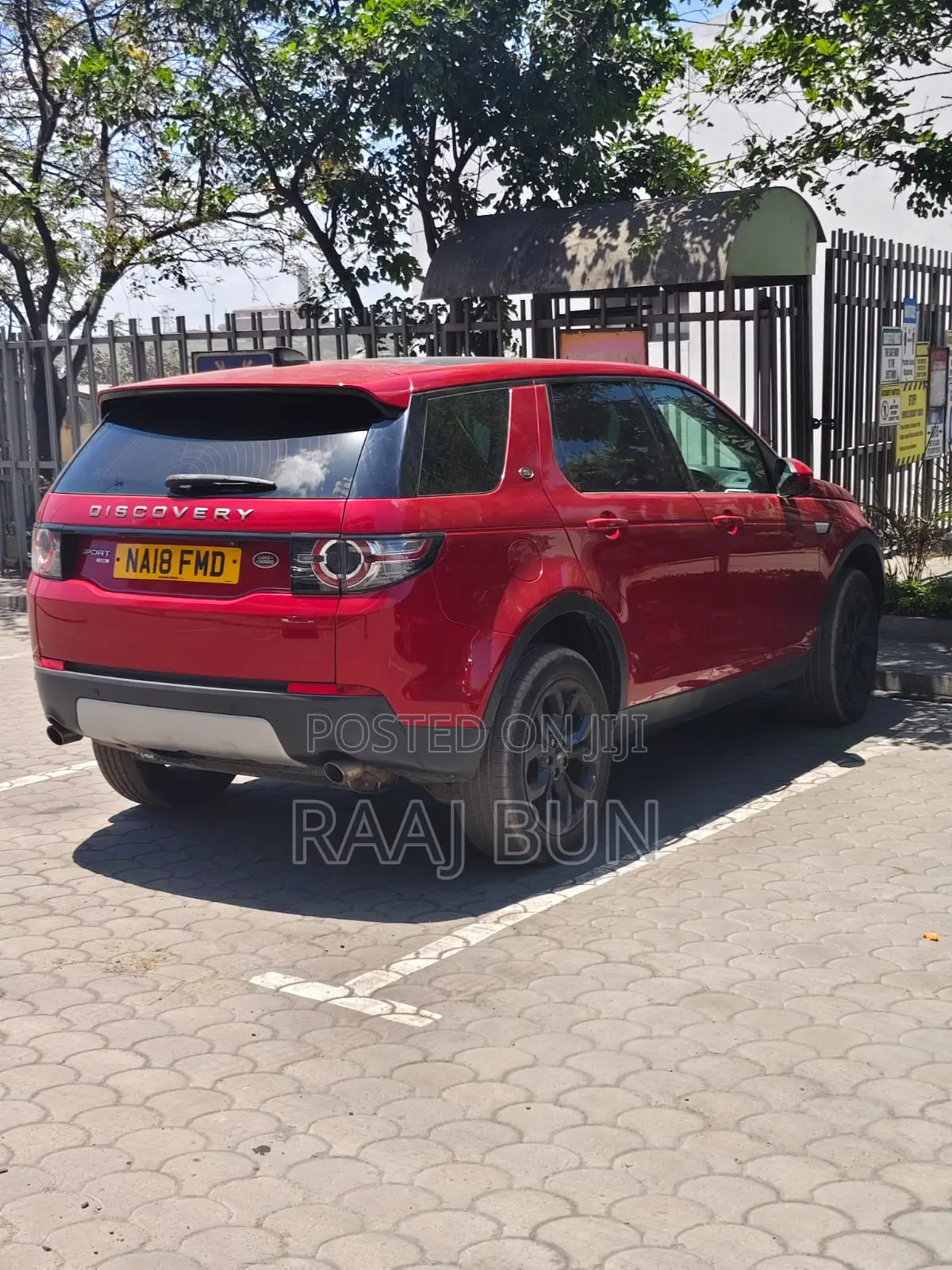 Land Rover Discovery Sport 2018 Red
