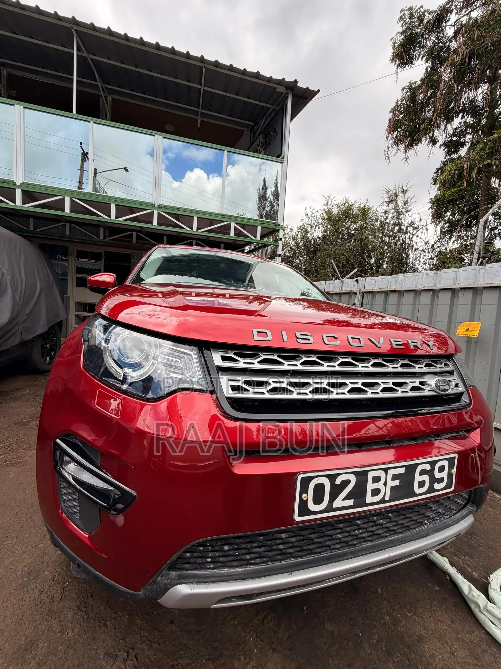 Land Rover Discovery Sport 2018 Red