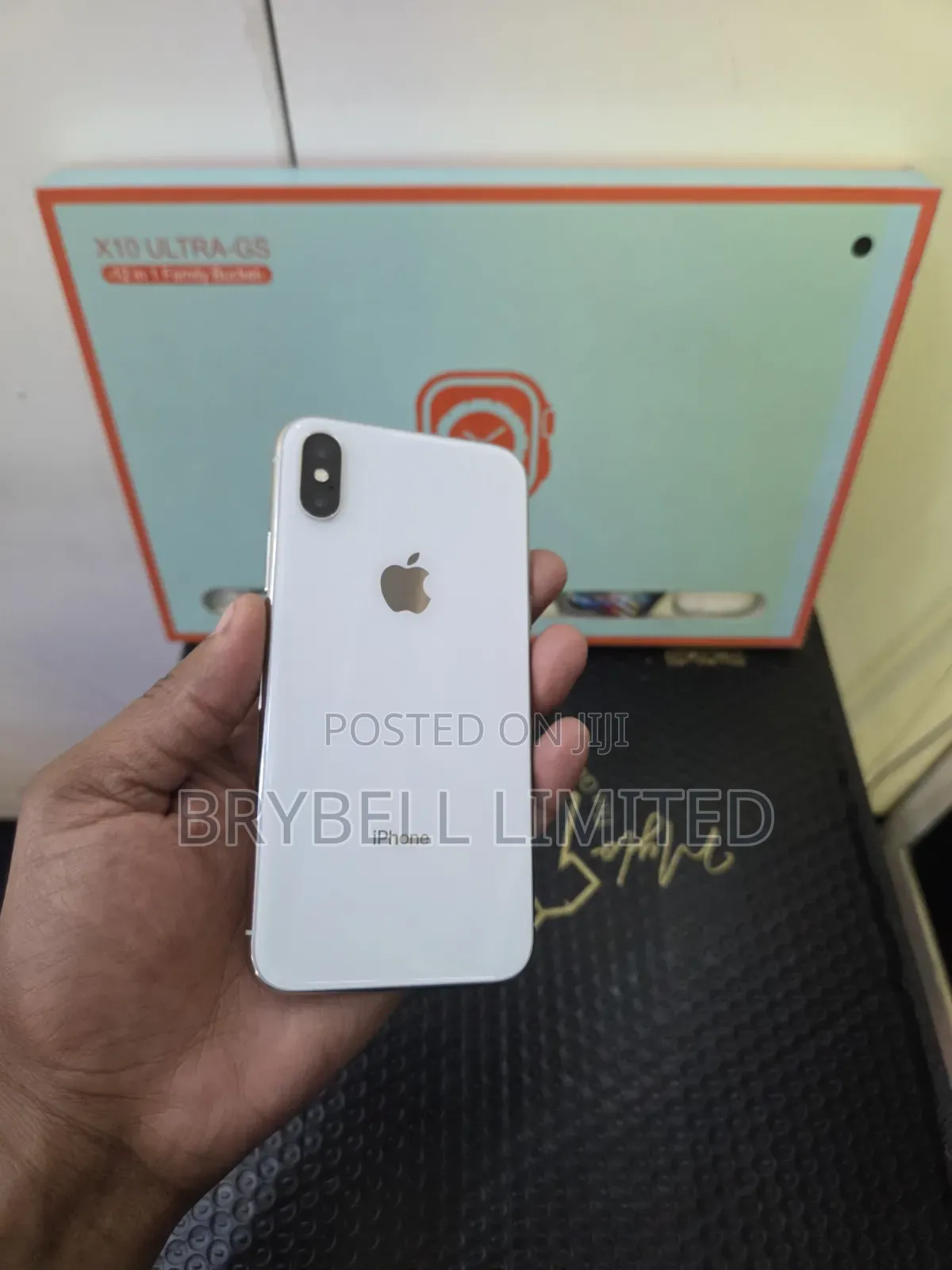 Apple iPhone X 256 GB White
