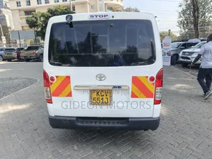 Toyota HiAce 2012 White