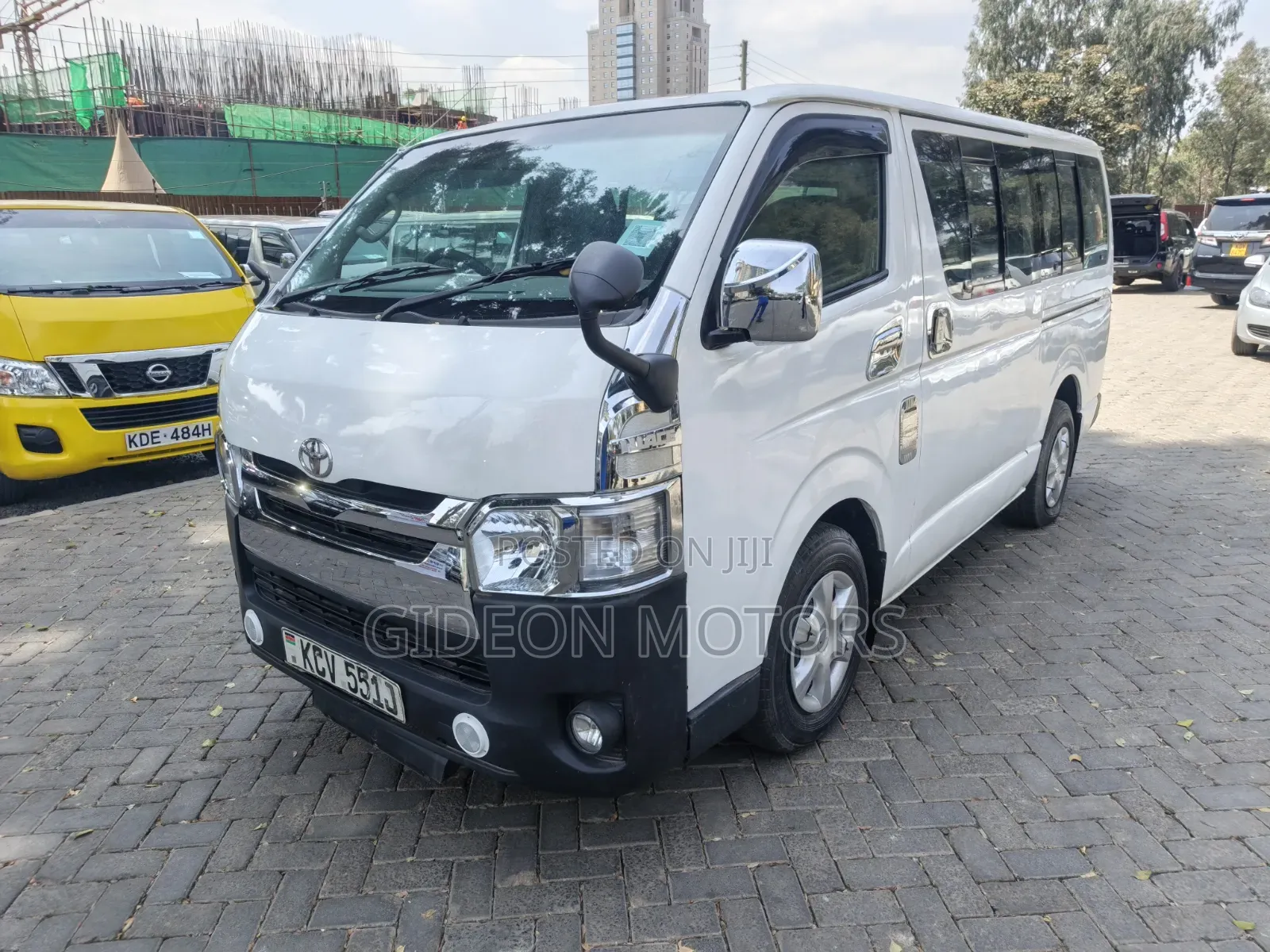 Toyota HiAce 2012 White