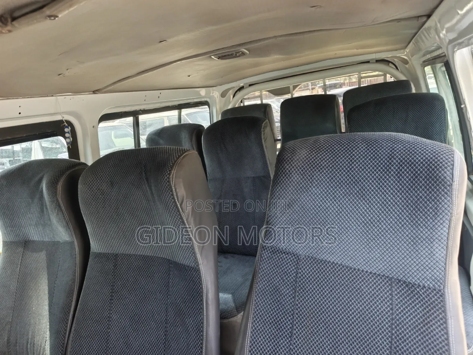 Toyota HiAce 2012 White