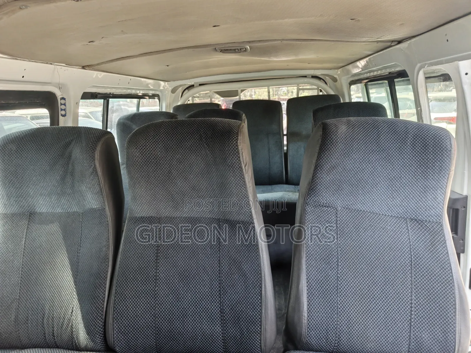 Toyota HiAce 2012 White