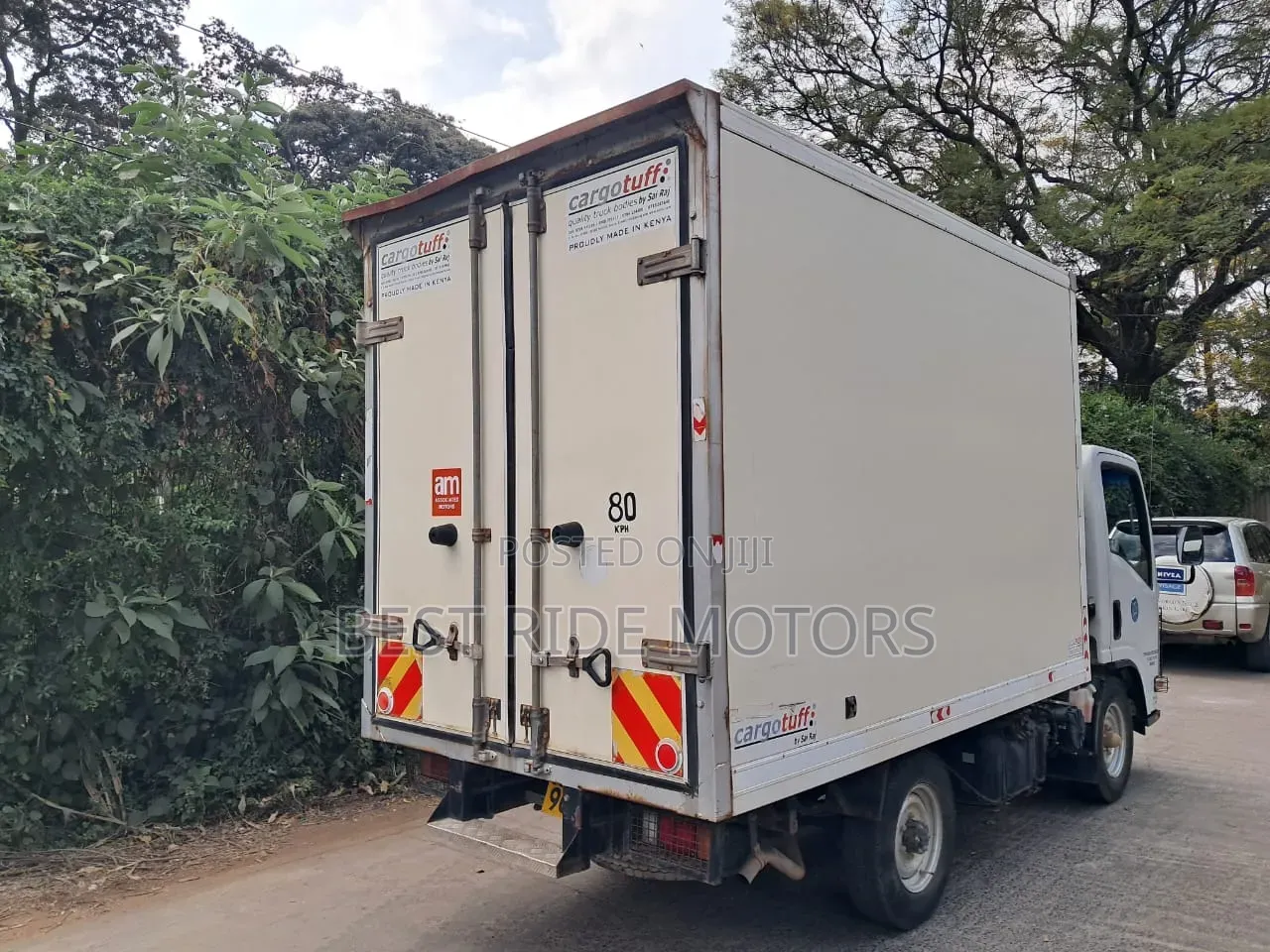Isuzu NLR Local 2022 White