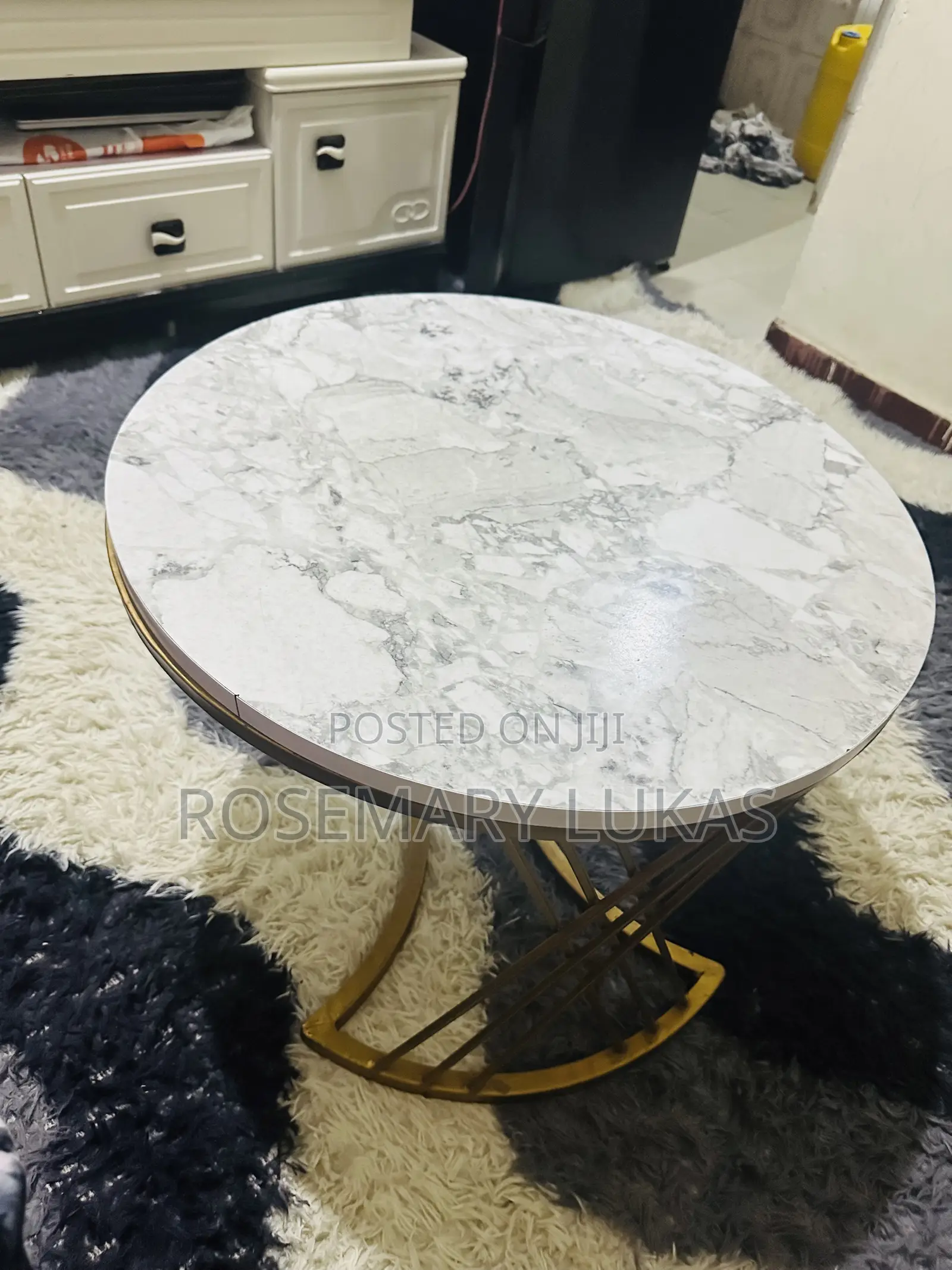 Round Coffee Table With Marble Top