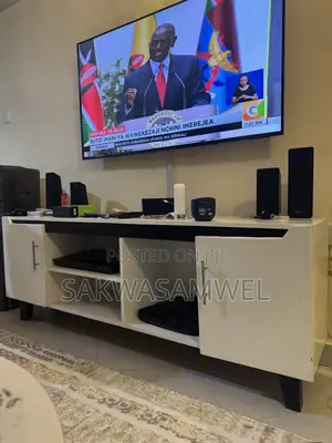 TV Stand 6ft