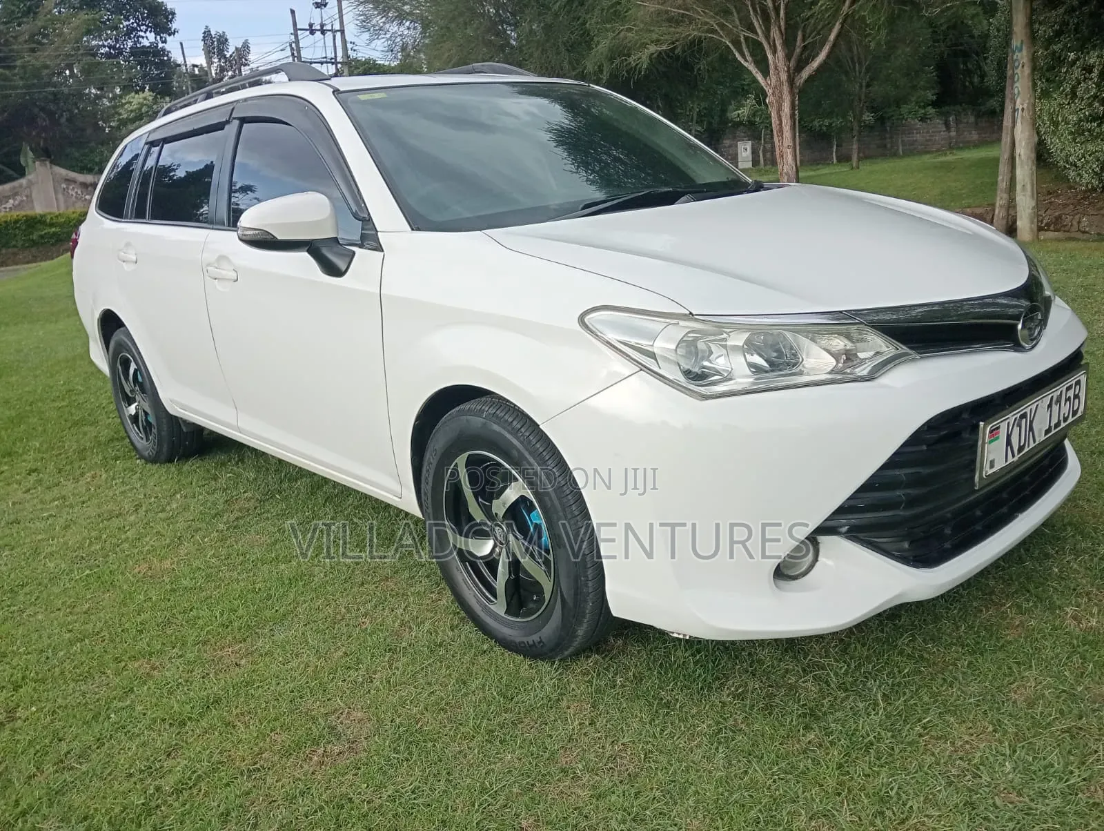 Toyota Corolla Fielder 2015 White