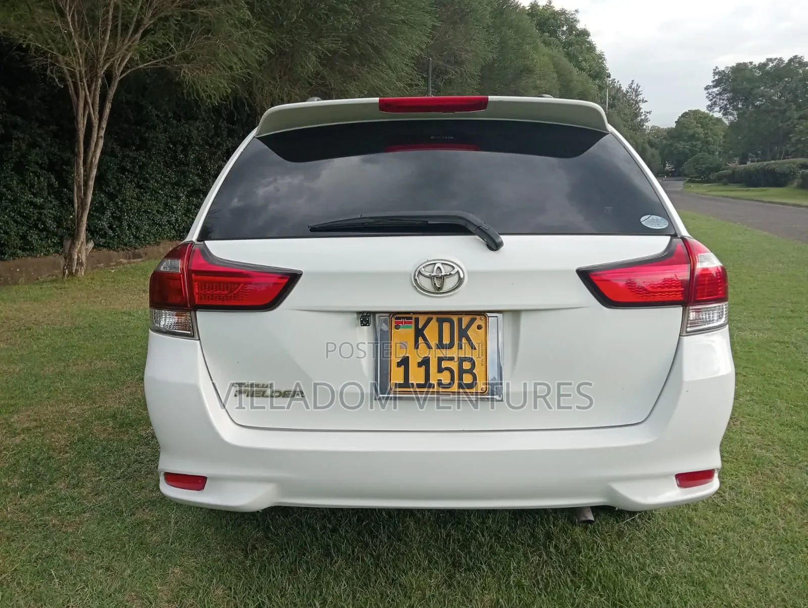 Toyota Corolla Fielder 2015 White