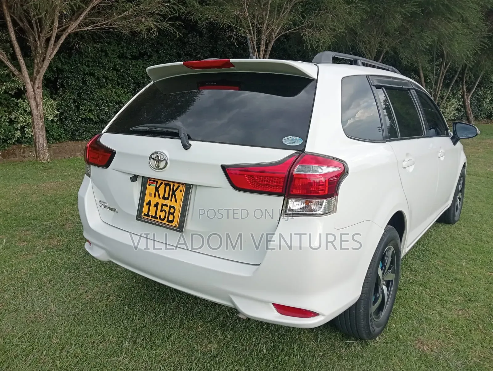 Toyota Corolla Fielder 2015 White