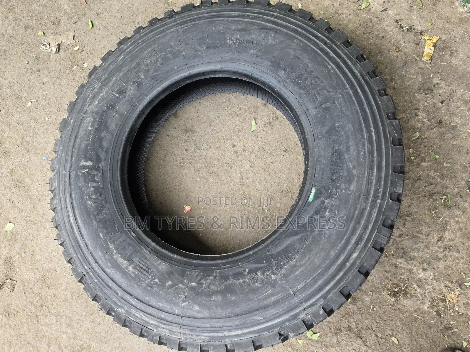 11 R22. 5 TOWNHALL TIRES (Allposition)