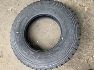 11 R22. 5 TOWNHALL TIRES (Allposition)
