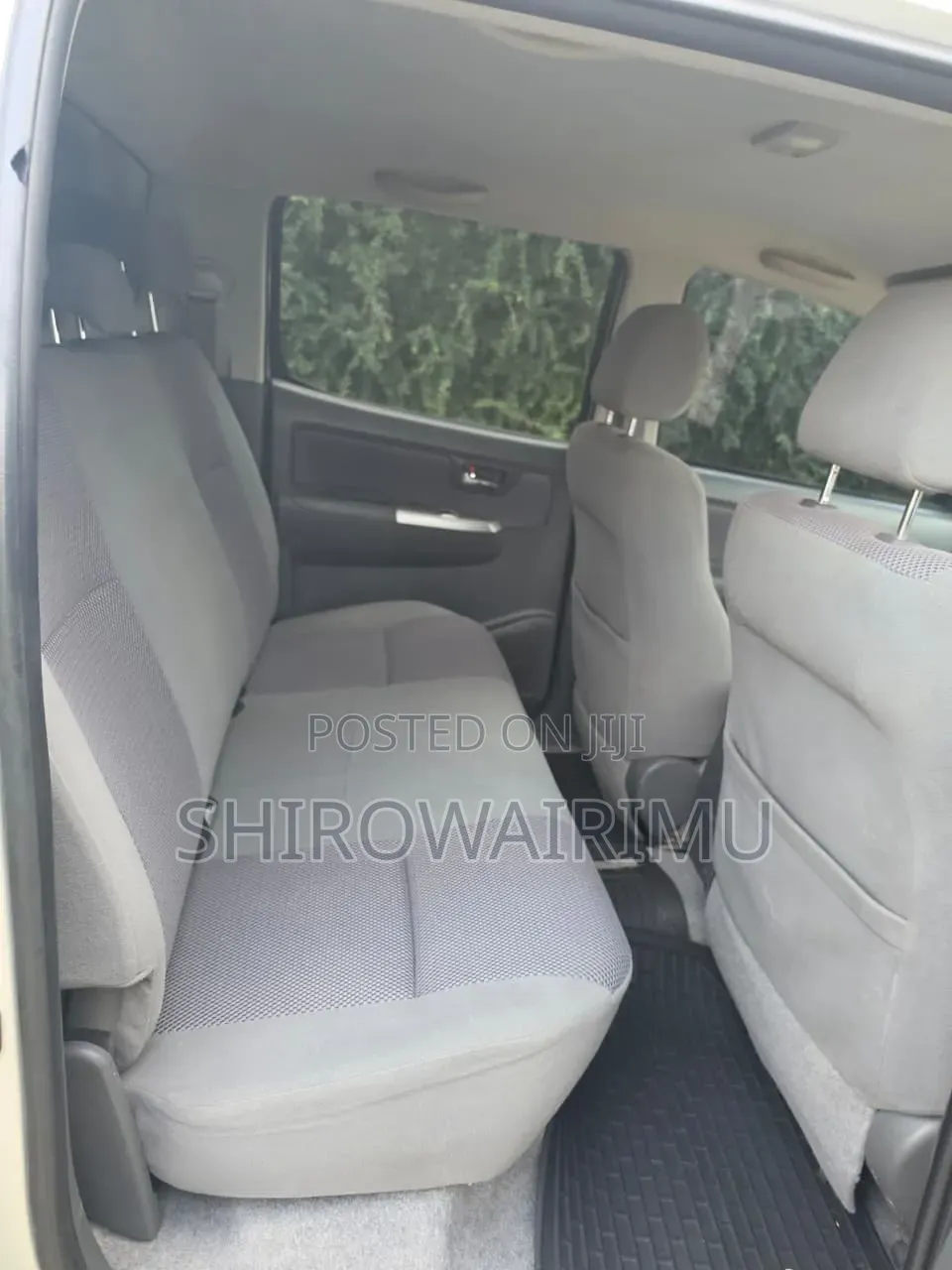 Toyota Hilux 2012 Gray