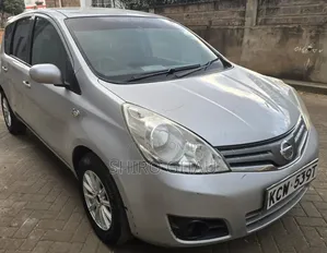 Nissan Note 2011 Silver