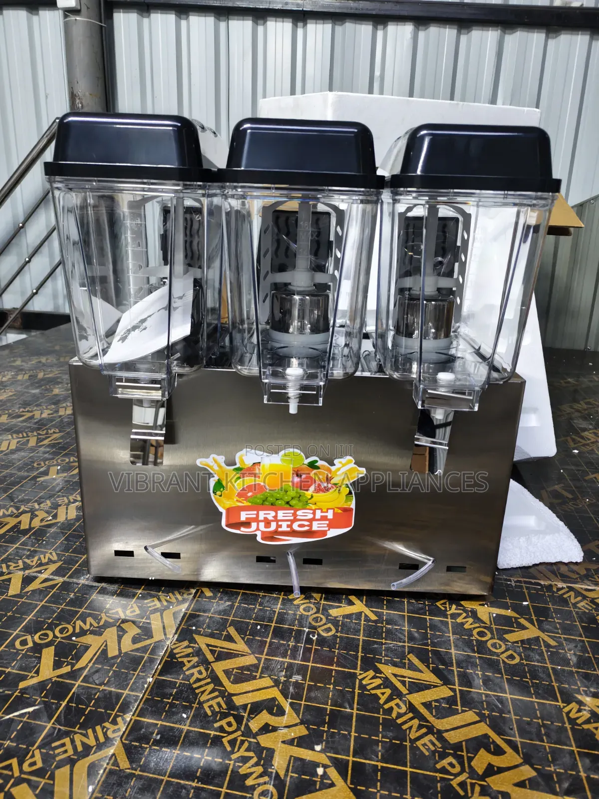 3‐Tank Commercial Juice Dispenser – Serve 3 Flavours at Once