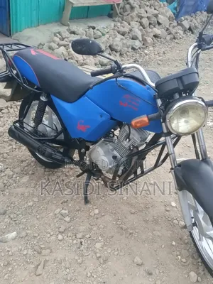 Honda CB 2024 Blue