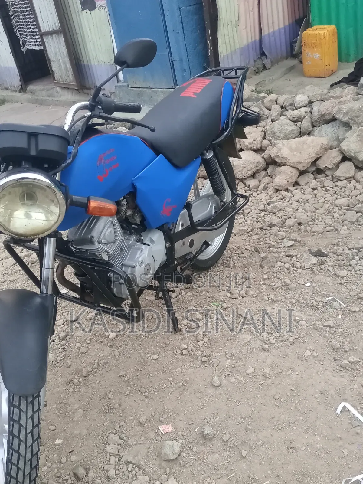 Honda CB 2024 Blue