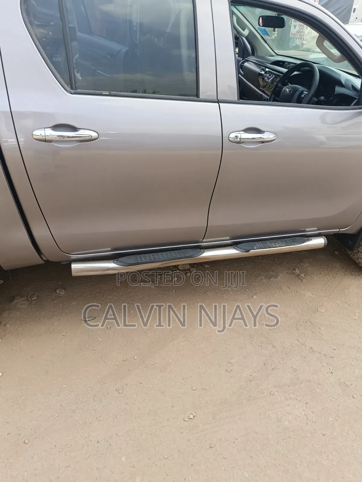 Toyota Hilux 2016 Gray