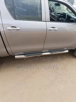 Toyota Hilux 2016 Gray