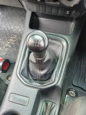 Toyota Hilux 2016 Gray
