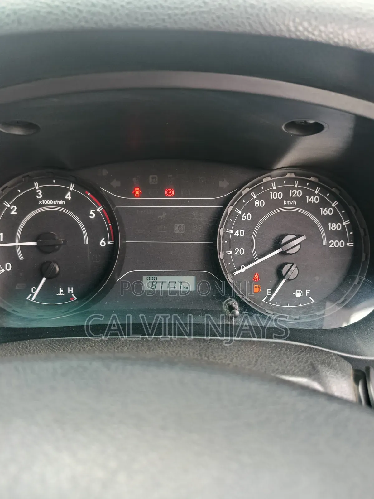 Toyota Hilux 2016 Gray