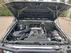 Toyota Land Cruiser 2014 Green