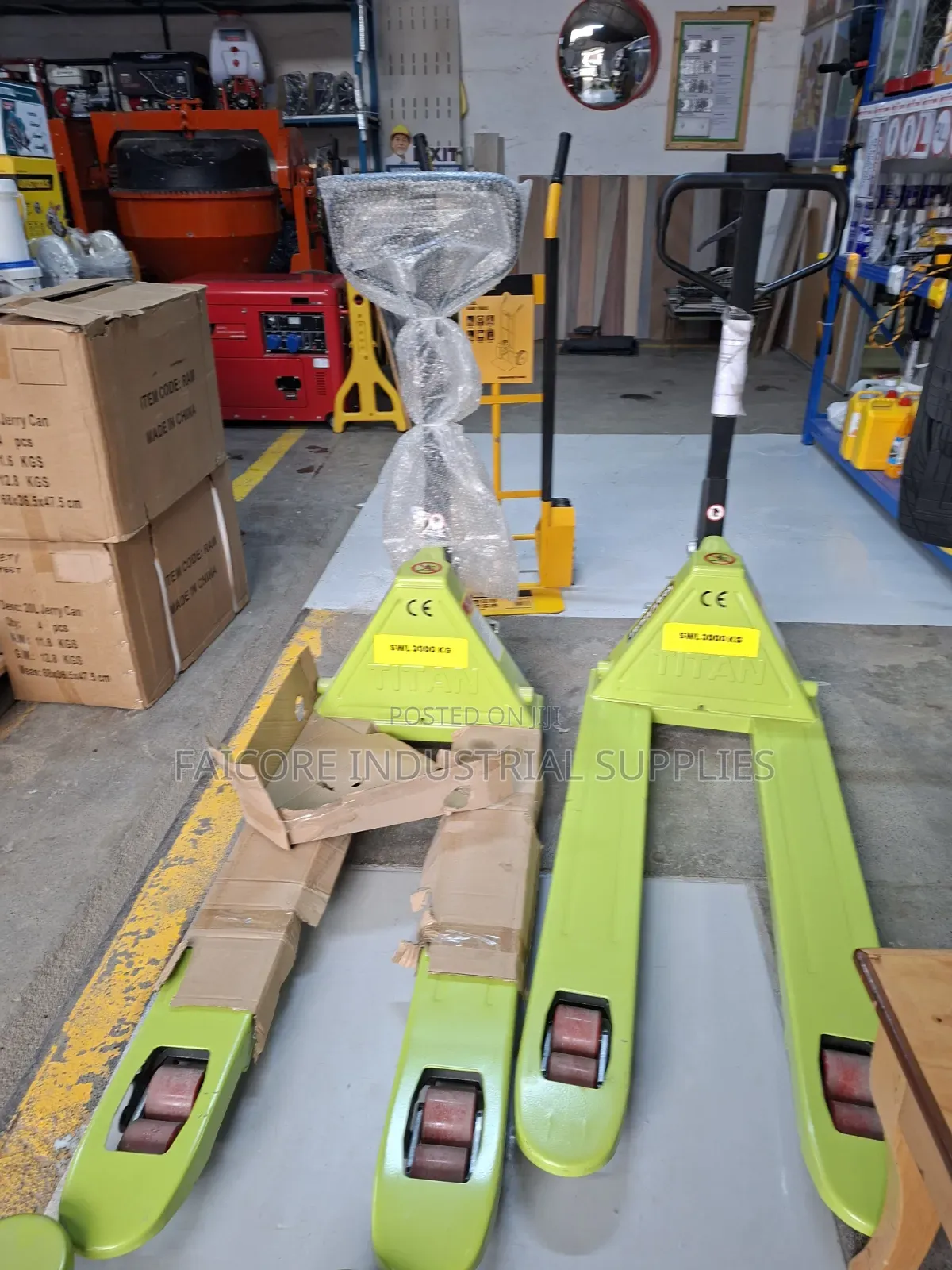 Wide Hydraulic Pallet Track