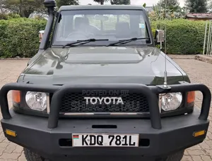 Toyota Land Cruiser 2014 Green