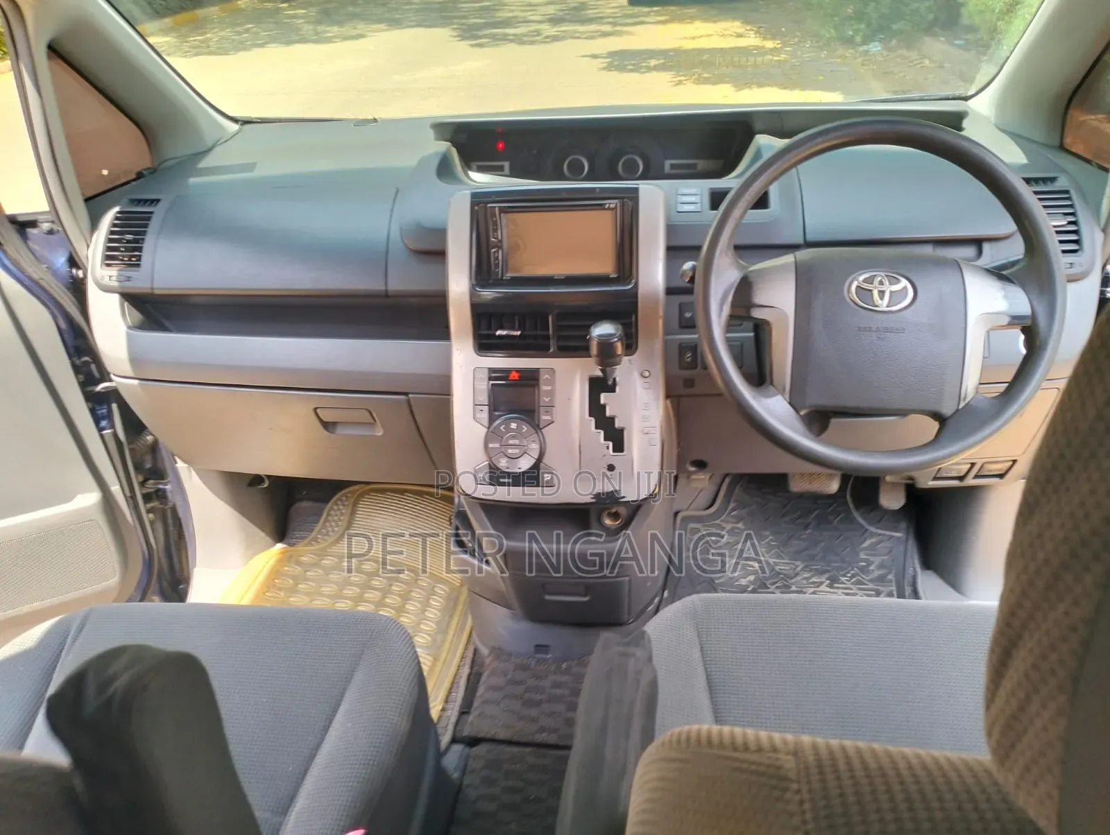 Toyota Noah 2008 Blue