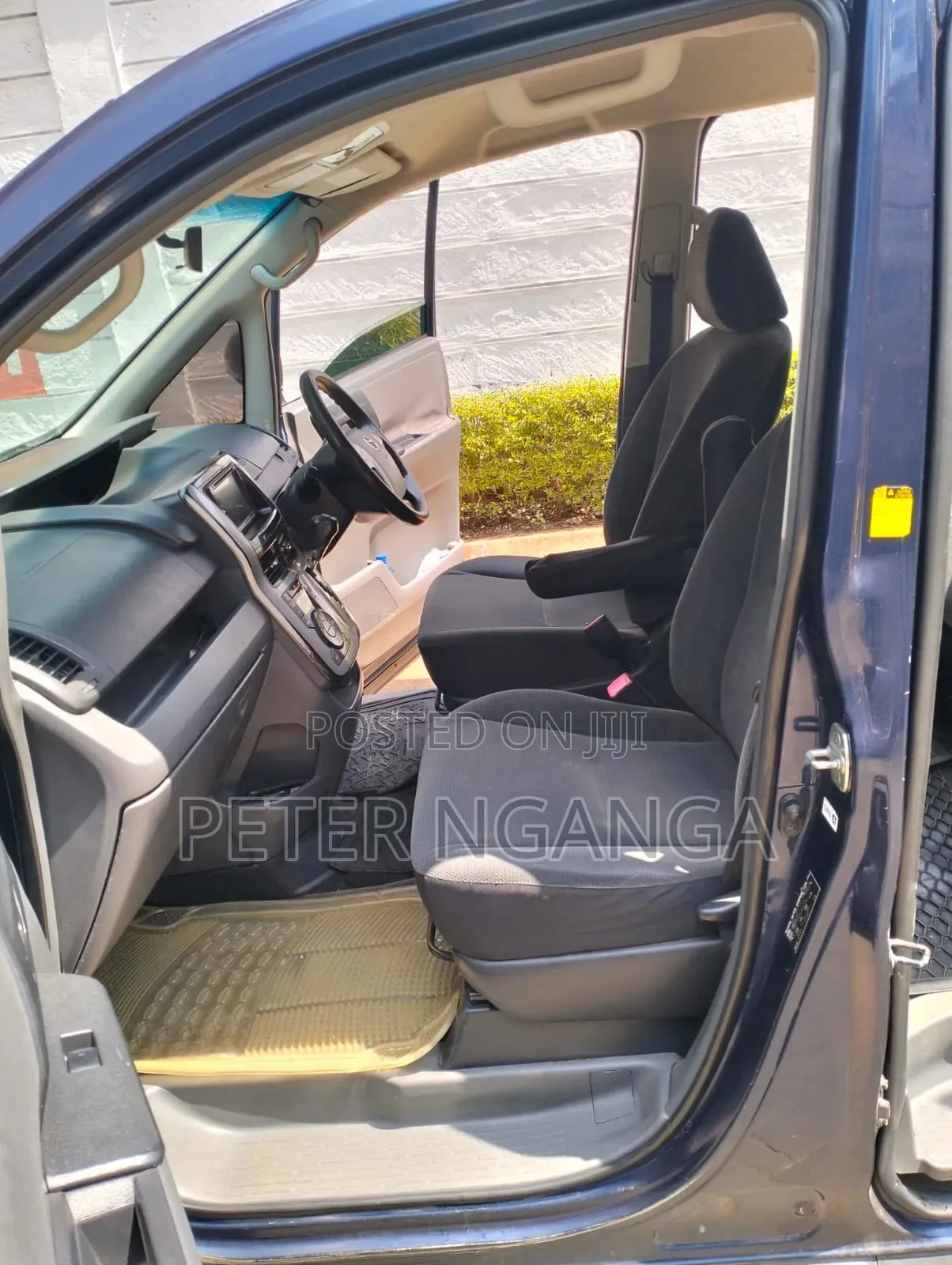 Toyota Noah 2008 Blue