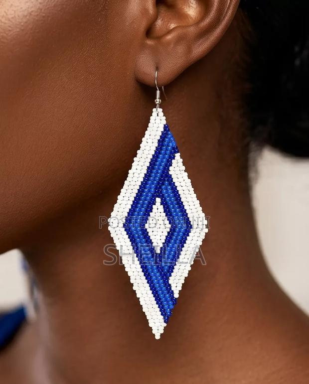African Beaded Earrings - thumbnail 3