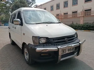 Toyota TownAce 2006 White