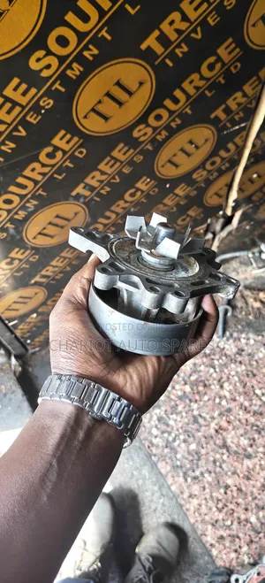 Engine Water Pump for 1zz Toyota Allion/Wish/Fielder