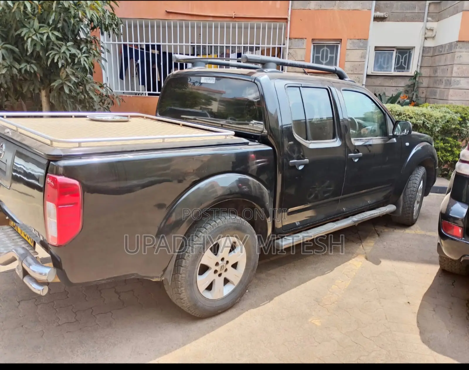 Nissan Navara 2005 Black