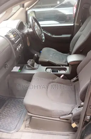 Nissan Navara 2005 Black