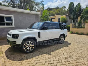 Land Rover Defender 2024 White