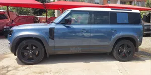 Land Rover Defender 2020 Blue