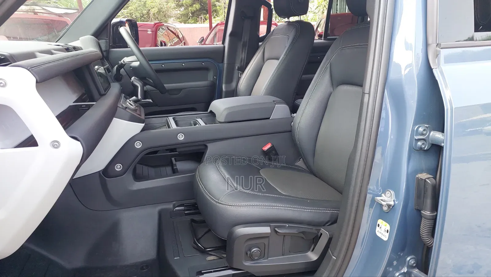 Land Rover Defender 2020 Blue