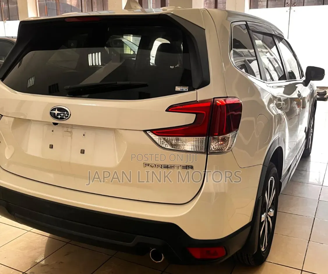 Subaru Forester 2019 White